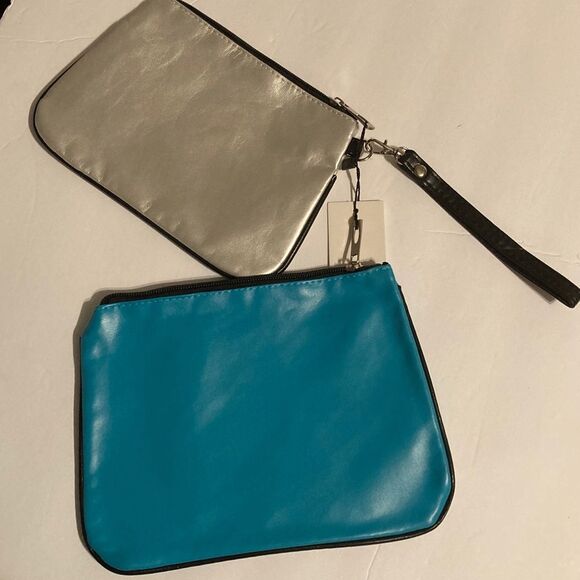 Cosmetic Case Inspirational 2 Cases
New with Tags - Picture 4 of 5